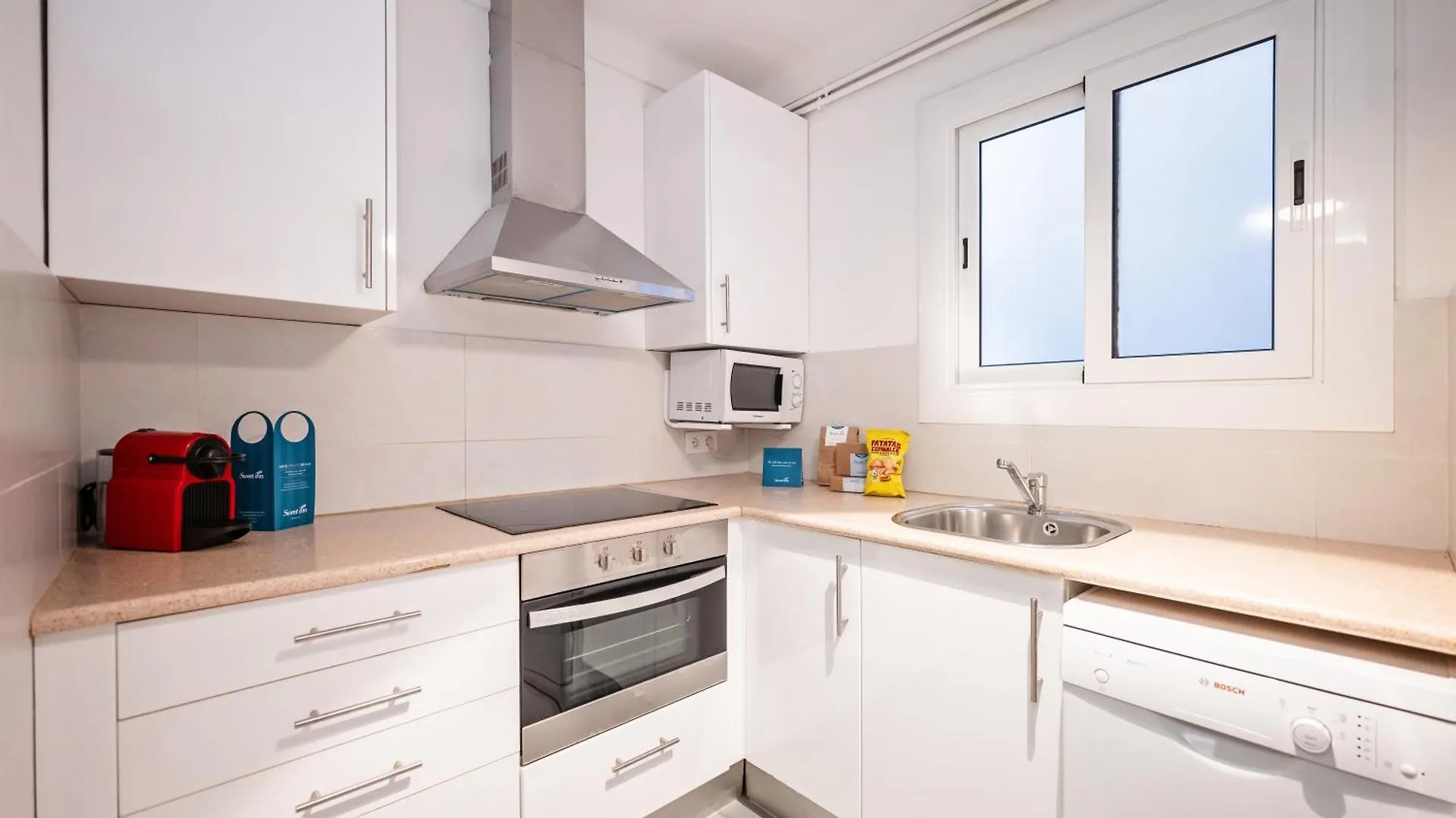 Apartamento Sweett - Gaudi Avenue Barcelona 0*,  España